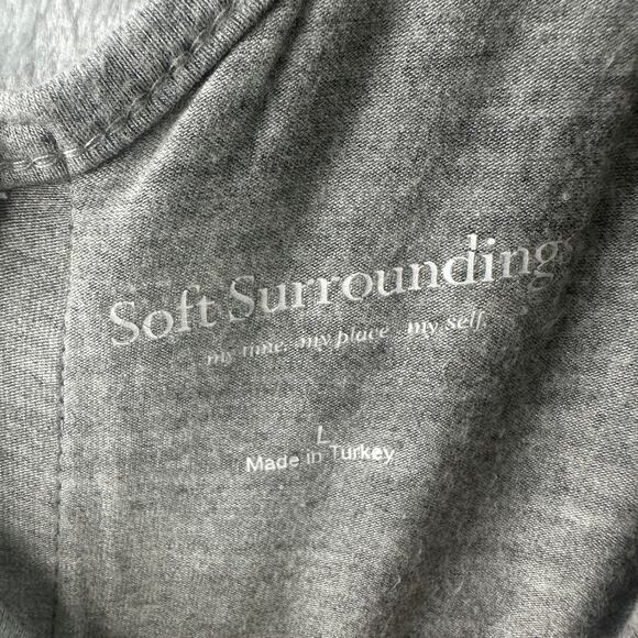 Soft Surroundings Gray High-Low Long Sleeve Top with Zipper Back – Size Large - Picture 3 of 5